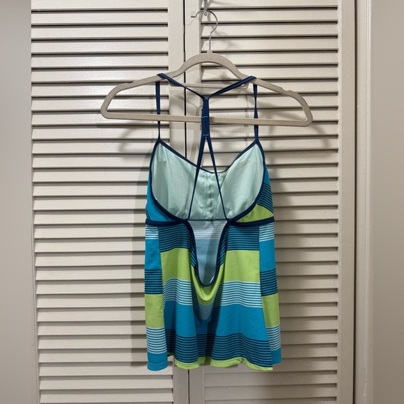 Nike Women’s Swim Tankini Top - Picture 3 of 5